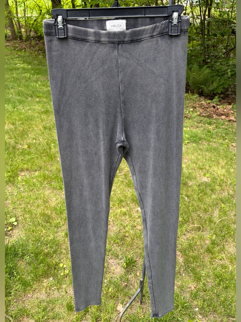 Mikuta Ribbed Legging Size Large - Picture 3 of 8